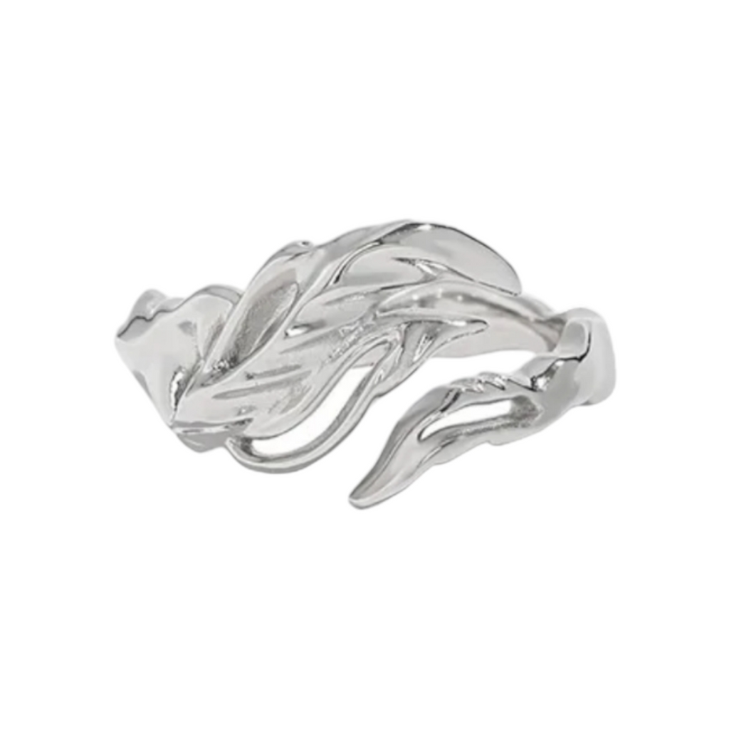 Swirl silver ring